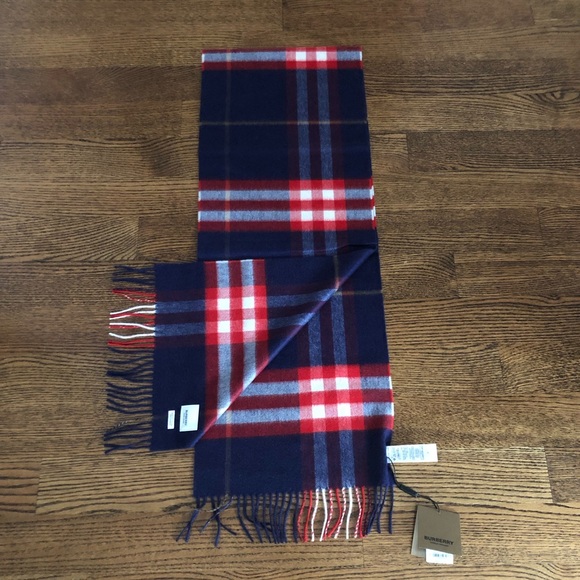 Burberry-Authentic Giant Check Cashmere Scarf NEW - Picture 9 of 12